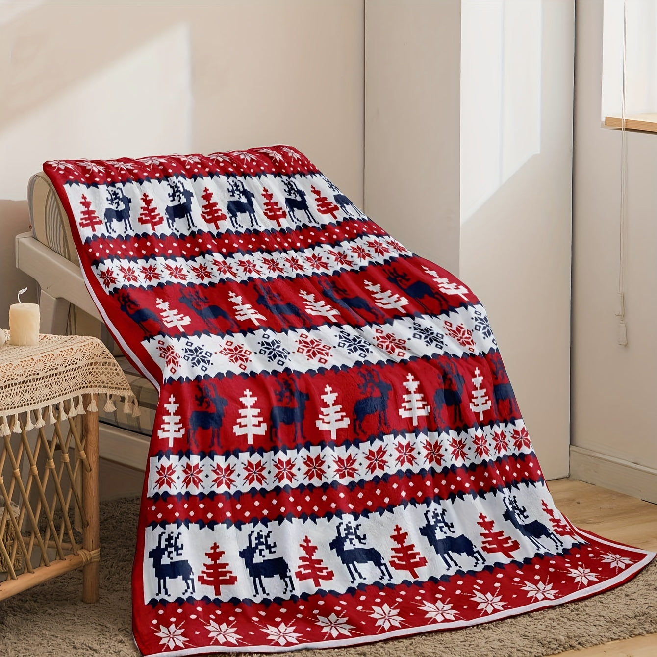 Contemporary Digital Printed Flannel Fleece Throw Blanket featuring Red Reindeer Wildlife Design, Suitable for All Seasons, Reversible, Easy to Machine Wash, Ideal for Sofa and Bed Use, Made with 250-300g Polyester Cover and Polyester Lining