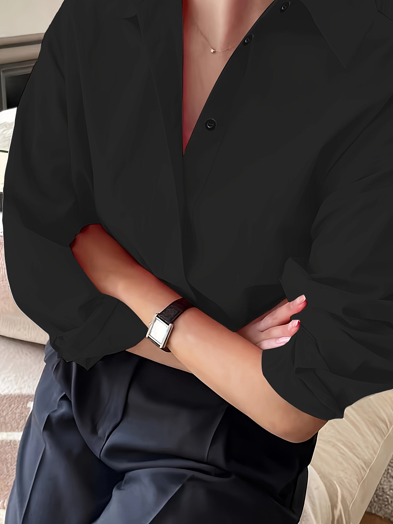 Plus size women's business shirt with long sleeves, lapel collar, and button detail, made of 100% polyester woven fabric. Suitable for all seasons, weighing 140g/m². Ideal for office and