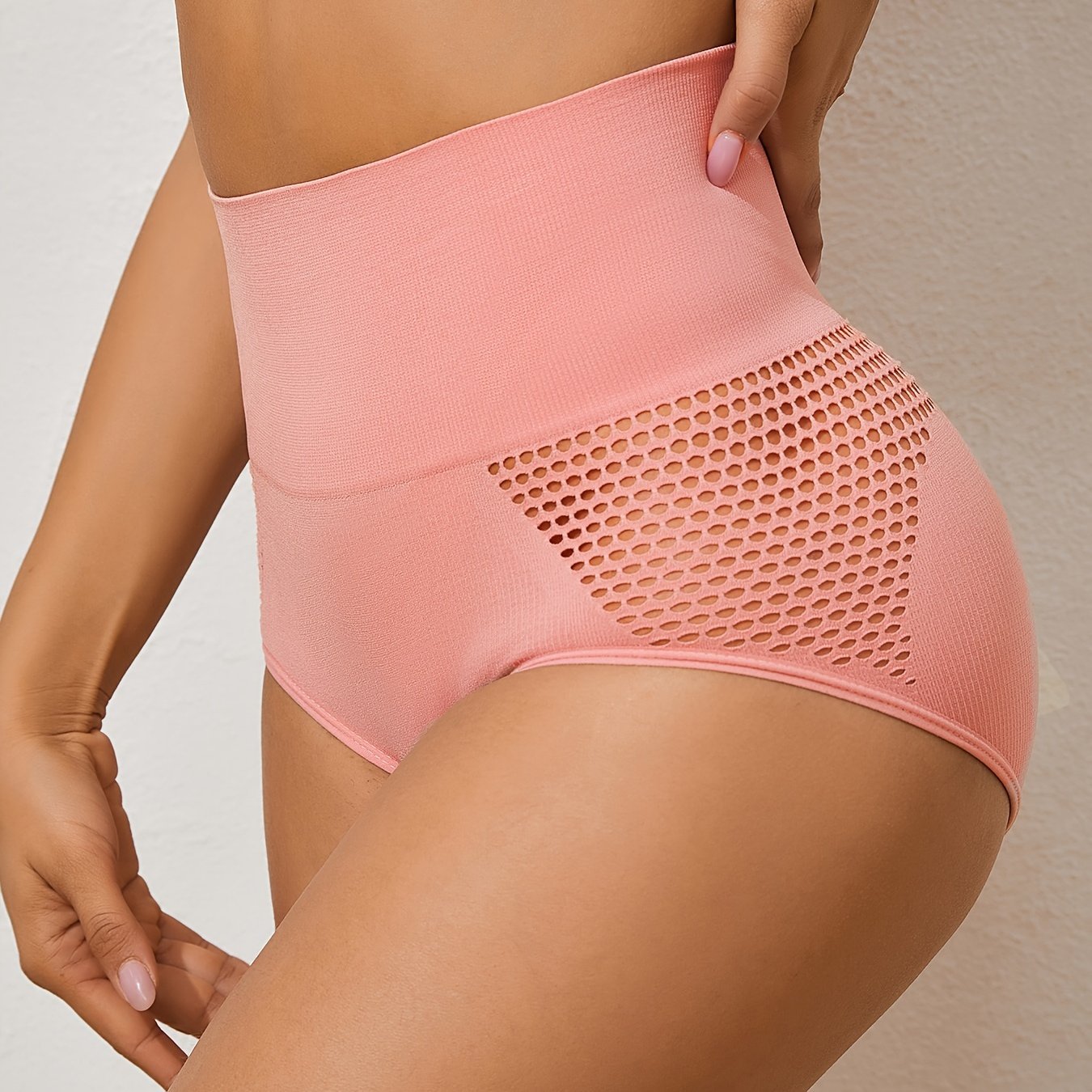 High-waisted breathable underwear for women with multiple shaping benefits: abdomen control, buttocks lifting, postpartum belly shaping, waist slimming, and body sculpting.