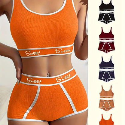 Set of 5 letter print underwear for women, featuring sports bra and boxer briefs in comfortable, soft fabric. Stay stylish and confident every day with this fashionable design.