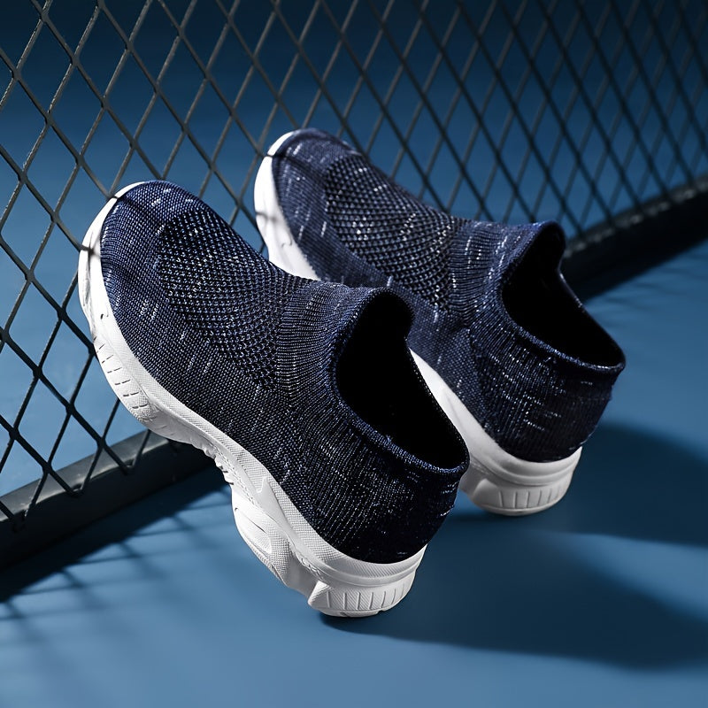 Stylish, breathable mesh sports shoes for all genders and ages.