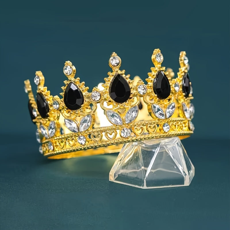 This stunning Baroque style bridal tiara features intricate golden water diamond embellishments, making it ideal for beauty pageants, proms, and formal events. Adorned with delicate flowers in a beautiful full circle design, this tiara is perfect for