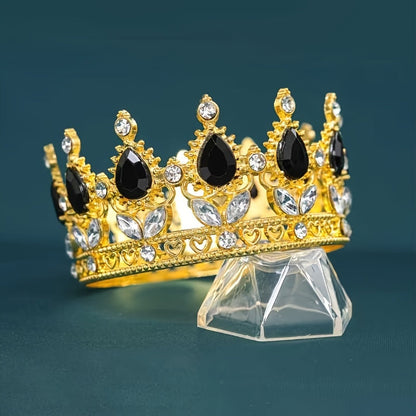 This stunning Baroque style bridal tiara features intricate golden water diamond embellishments, making it ideal for beauty pageants, proms, and formal events. Adorned with delicate flowers in a beautiful full circle design, this tiara is perfect for