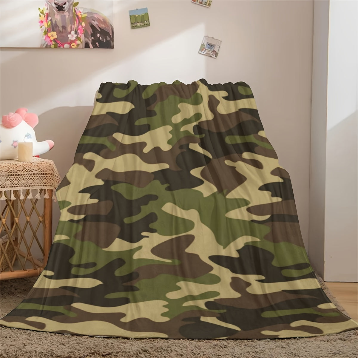 One piece of Lightweight Camouflage Blanket made from Soft Flannel, Ideal for Teenage Boys and Men. Perfect for living room decor or as an outdoor camping essential.