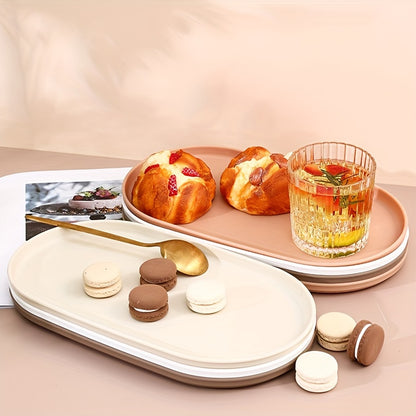 2-piece set of oval PP plastic serving trays for desserts and pastries, ideal for home, restaurants, and cafes.