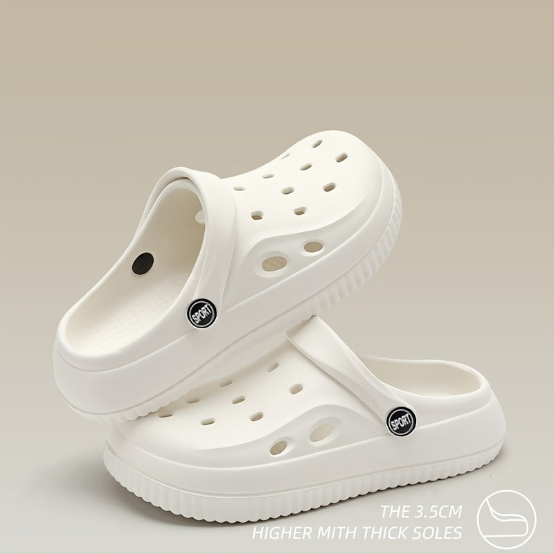 Flexible Summer EVA Clogs: Breathable, Non-Slip Slippers for Nurses & Couples.