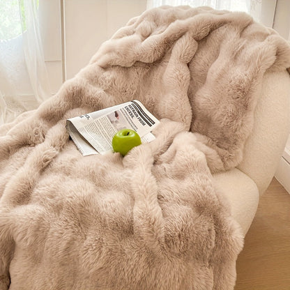 Luxurious Faux Rabbit Fur Weighted Blanket - High GSM, Cozy and Soft for Sofa, Couch, and Bed - Elegant Fluffy Decoration - Heavy and Warm Blanket, Perfect Easter Gift