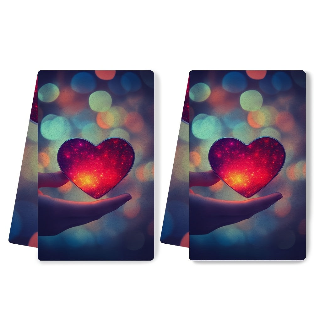 This set includes 2 ultra-soft kitchen towels, great for sending heart e-cards on smartphones. Highly absorbent and perfect for holiday decoration, these dish towels are machine washable and measure 40.64x60.96 cm.