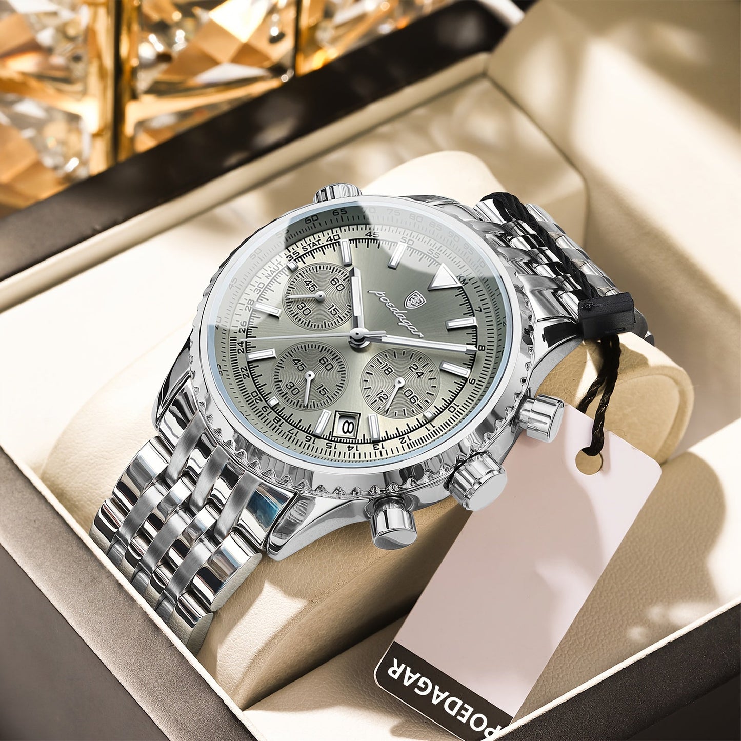 POEDAGAR offers a high-end luxury stainless steel watch for men, the Berda Tomato. With its waterproof and luminous features, this watch is a hot-selling item that dominates the business market.