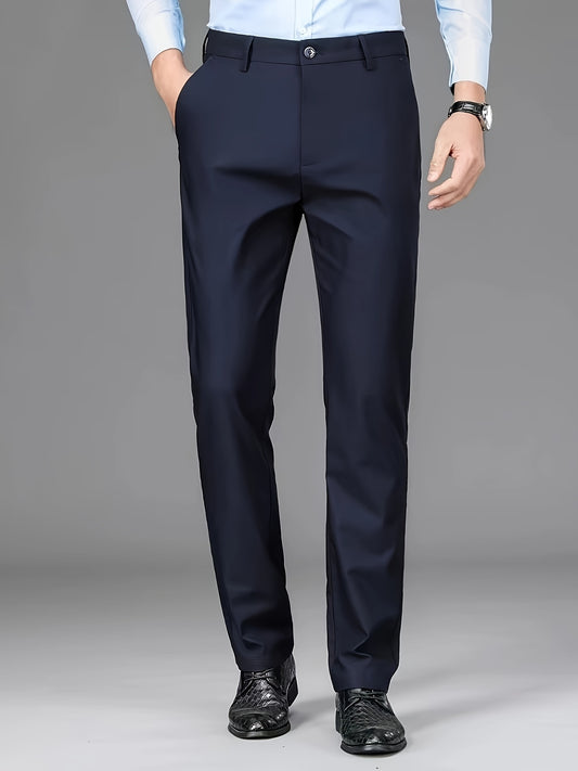 This is a versatile pair of men's straight-leg suit pants suitable for both professional or casual wear during autumn and winter.