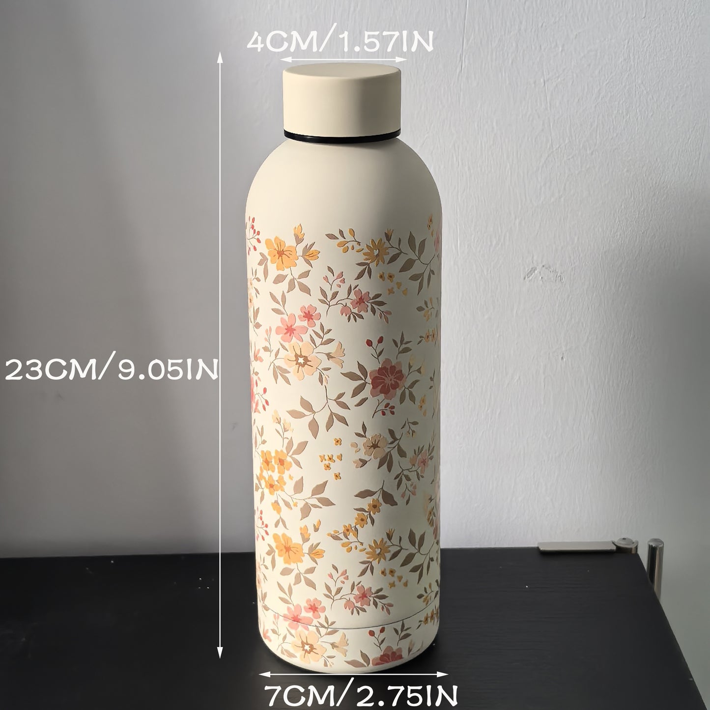 Stainless steel water bottle, 500ml, floral design, insulated for hot & cold drinks, ideal for travel/gym/outdoor activities, hand wash only, great gift option.