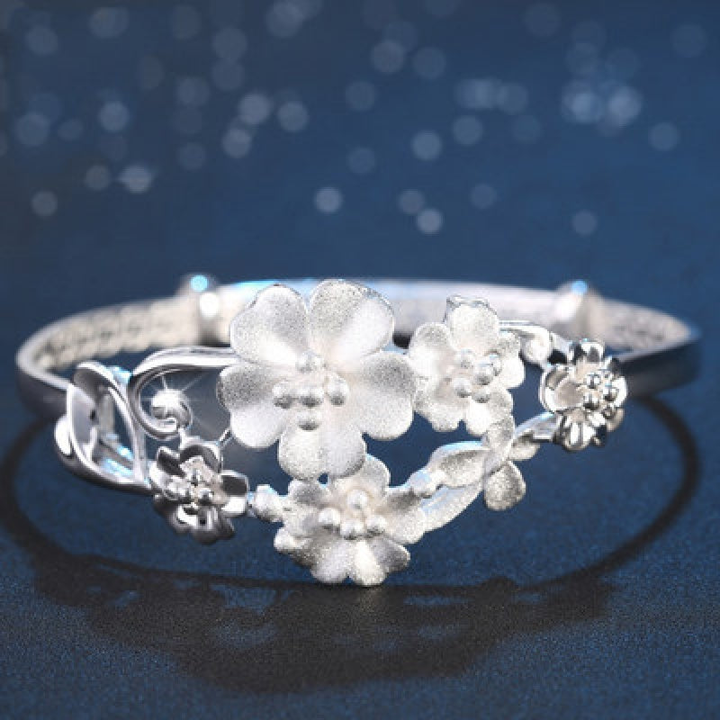 Adjustable Bracelet made of S999 Sterling Silver featuring a Fashionable Flower Shape, giving off an Elegant Retro Style. Perfect for gifting to Lovers, Mothers, Daughters for Birthdays or Christmas.