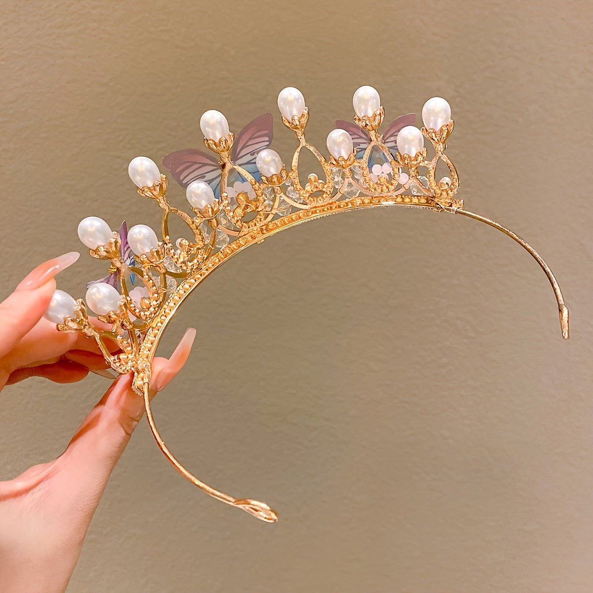 Exquisite Rhinestone Princess Crown Tiara adorned with Faux Pearls - Perfect for Birthday Parties, Weddings, and Special Occasions. Ideal for Women as Bridal Hair Jewelry Accessory.