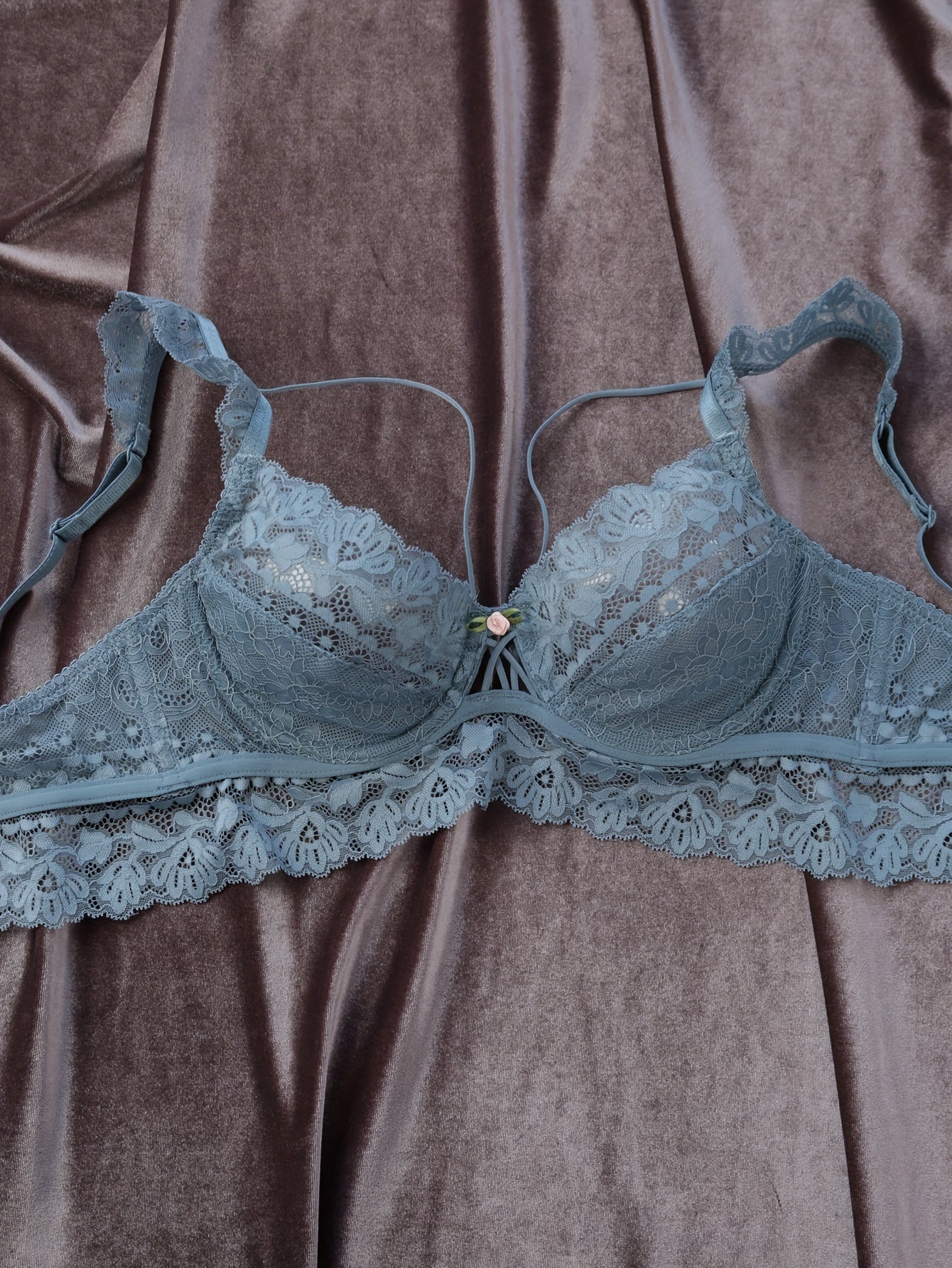 Elegant Floral Lace Lingerie Set for Women