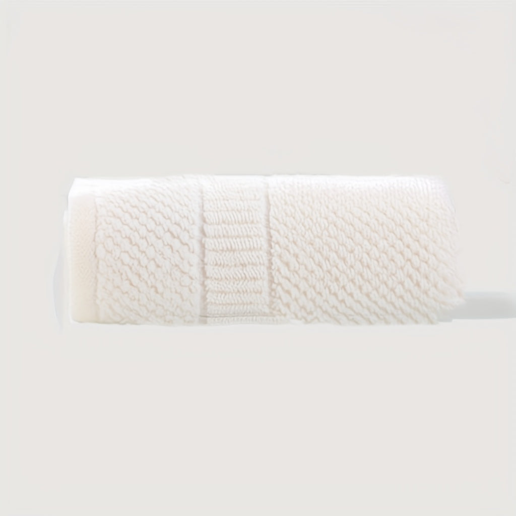 1/5 pack of 34x34cm cotton long-haired face and hand towels. Super absorbent, quick-drying, and extremely soft. Ideal for daily use at home, in the bathroom, or at the spa. Easy to carry while traveling.