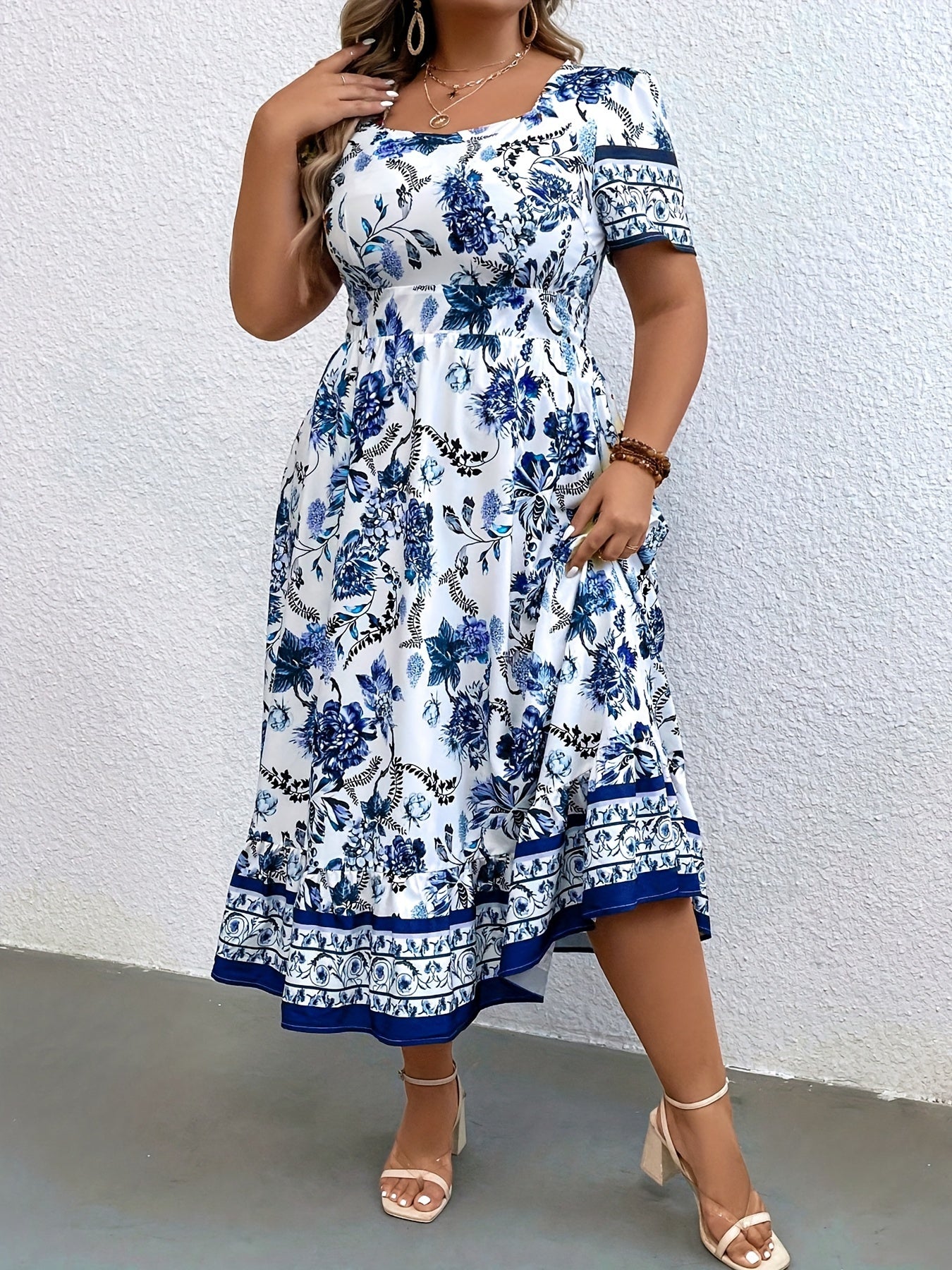 Floral Print Ruffle Hem Plus Size Dress, Casual Short Sleeve for Spring & Summer