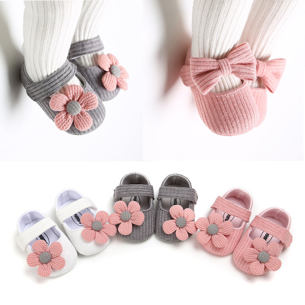 Newborn cozy plush slippers for baby boys and girls