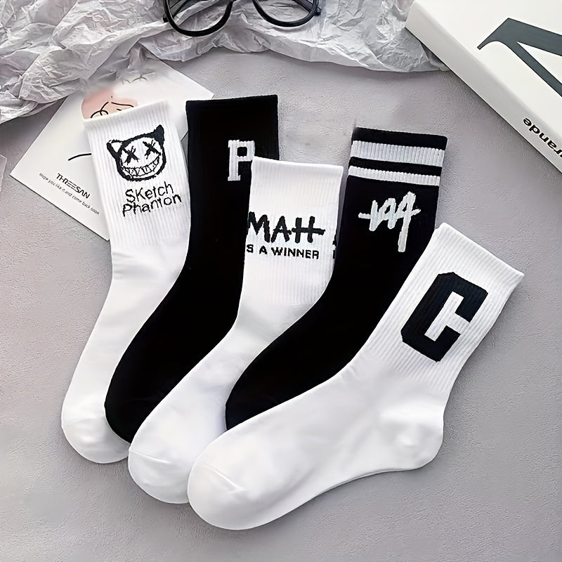 5 pairs of unisex couple sports socks with geometric pattern, made of 95% polyester and 5% spandex. Suitable for basketball and spring/autumn season. Color: Black and white. Mid-calf length.