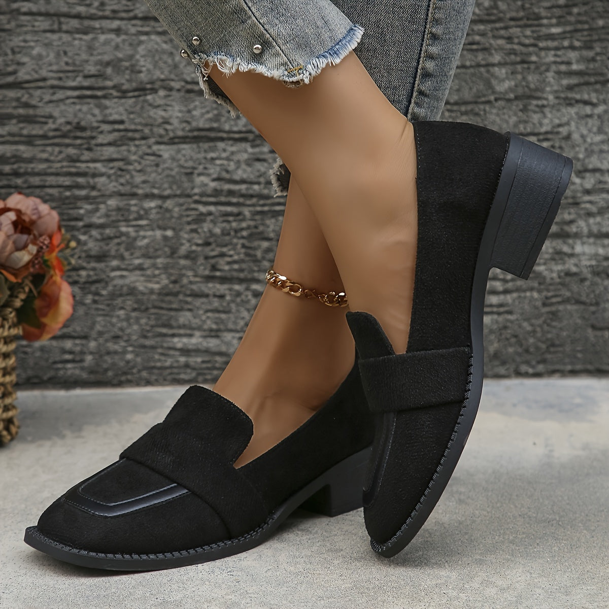 Square-toe low heeled work loafers for women in chunky style.