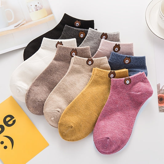 10 pairs of women's cartoon bear ankle socks made of 95% polyester and 5% elastane. Embroidered knit fabric, lightweight and breathable mesh stockings. Machine washable and fashionable