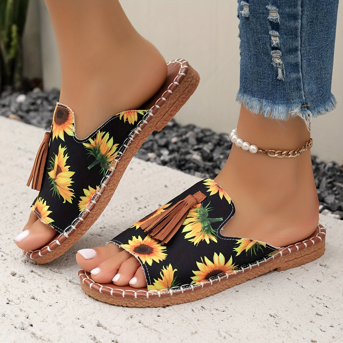 Bohemian canvas sandals with tassel and ethnic pattern, comfy slip-on slides for summer.