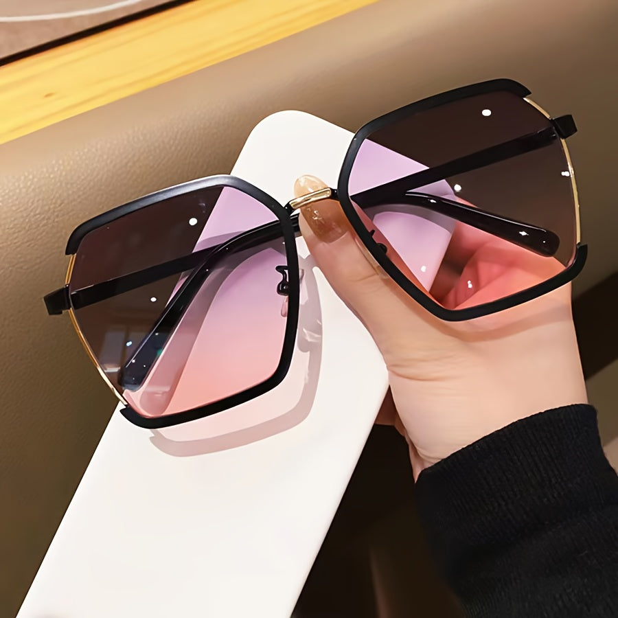 Stylish oversized square fashion glasses for women with retro style and gradient lens, ideal for driving and beach outings.