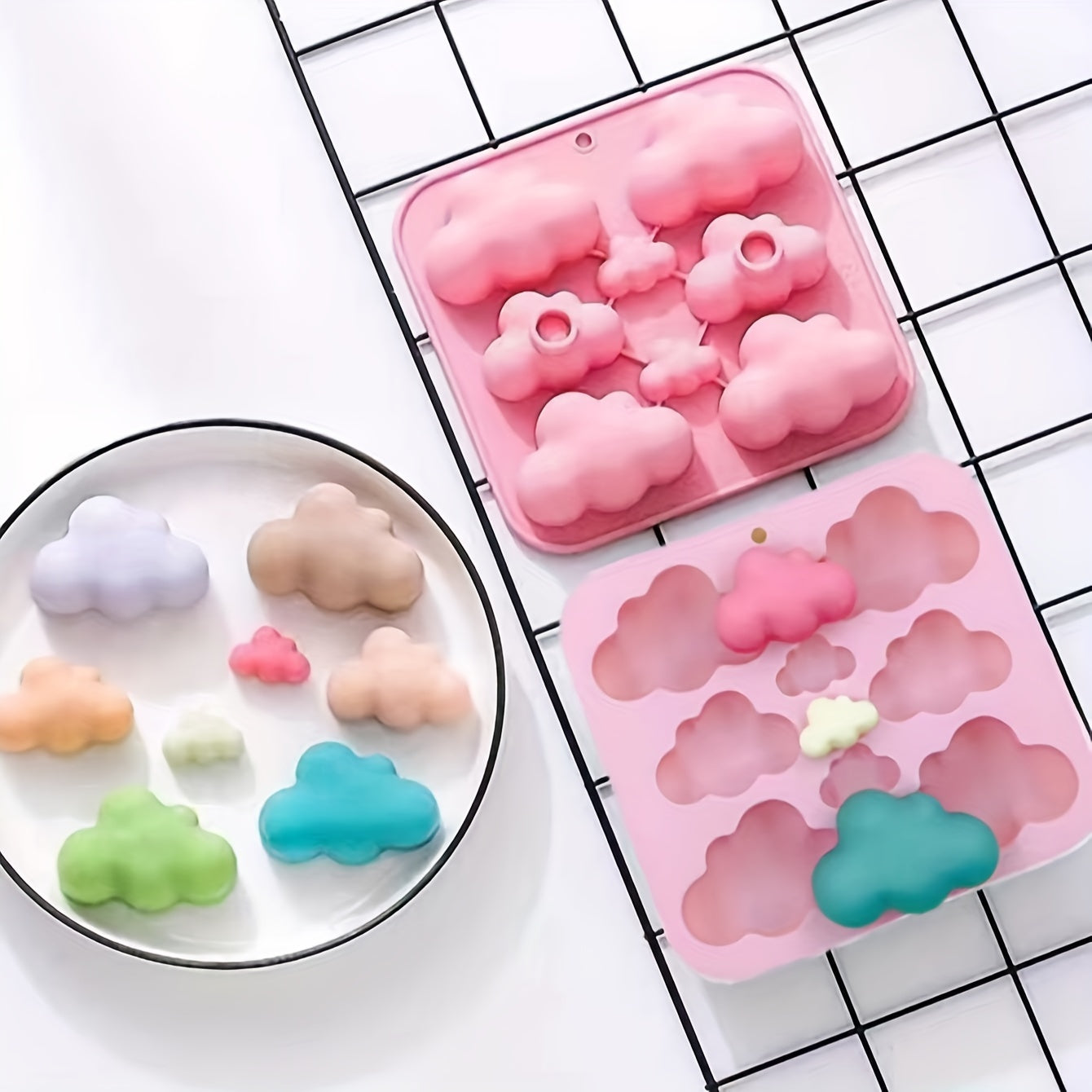 Cloud-Shaped Silicone Mold with 8 Cavities for Candles and Desserts - Perfect for Weddings! Flexible and Easy Release for Jello, Pudding, Chocolate, and Resin Crafts - Multi-Size Oblong Mold Set