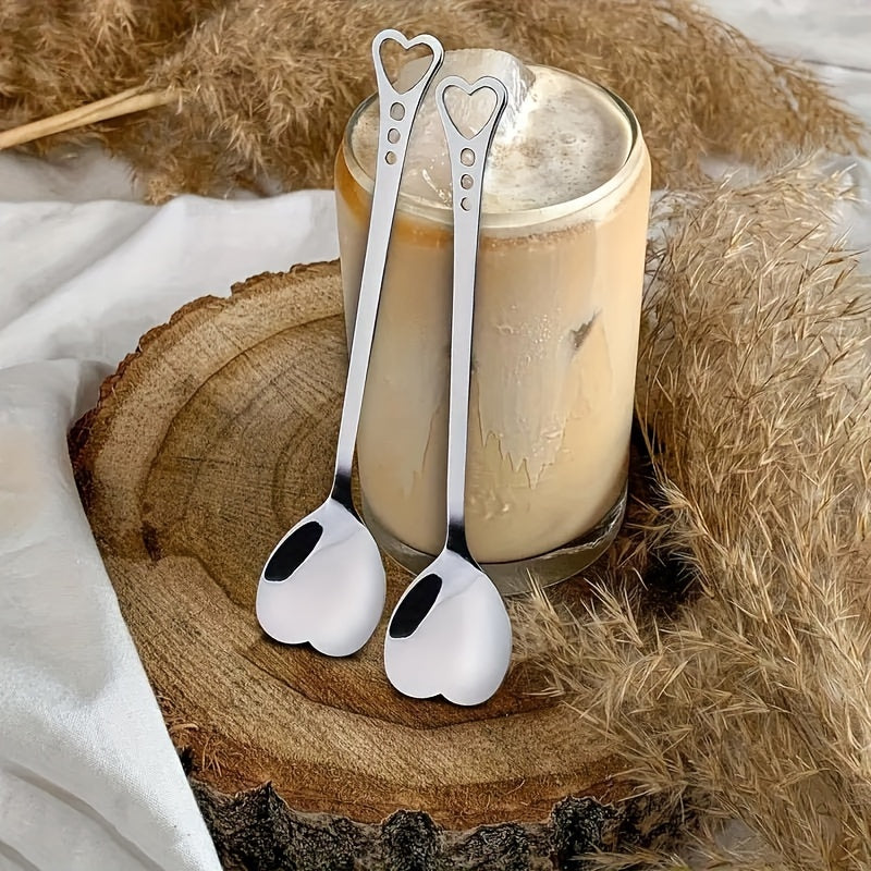 Stainless Steel Heart-Shaped Spoon - Great for Coffee, Desserts & Tea - Perfect Gift for Loved Ones