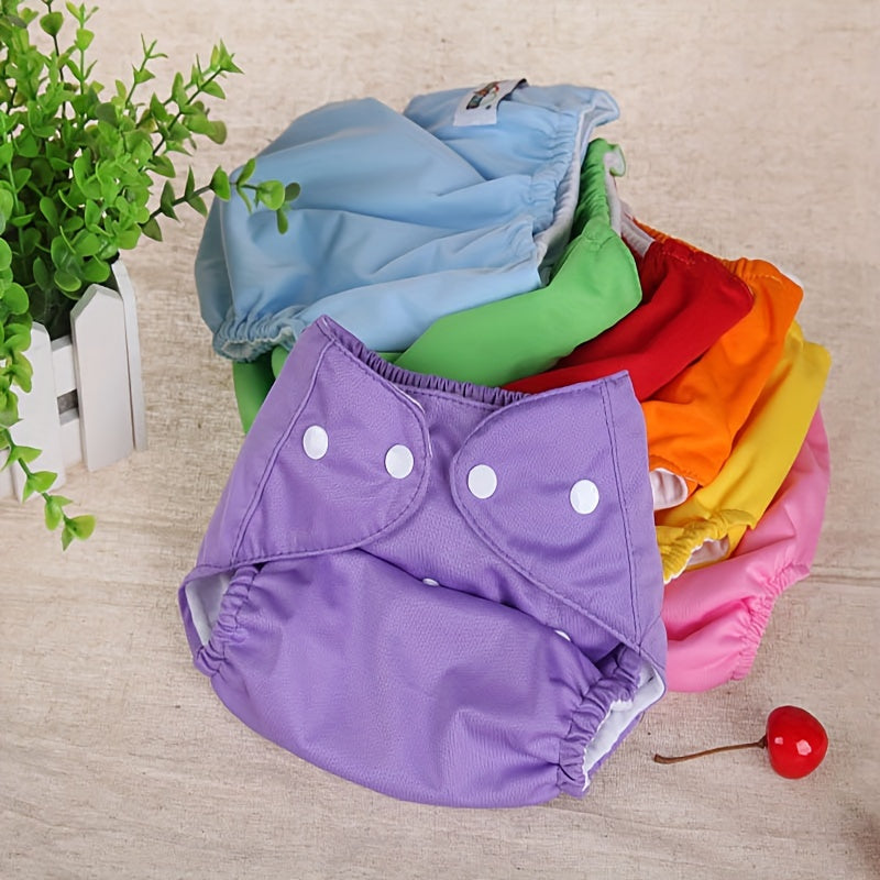 Reusable diaper pants for young children, waterproof and washable for use in autumn and winter.