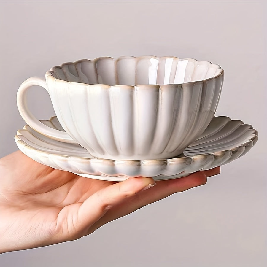 Stylish teacup and saucer set for coffee or tea, perfect for any occasion in any setting. Ideal for breakfast, tea parties, or afternoon tea, at home, in the garden, or at restaurants. Suitable for summer and winter use, also makes great gifts.