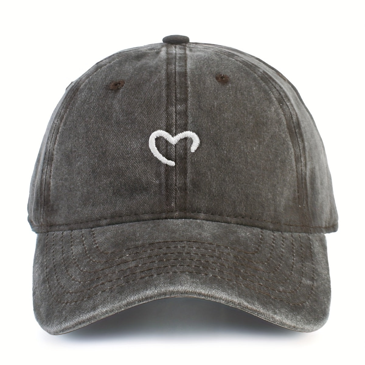 Embroidered heart baseball cap for women, with adjustable size, ideal for urban vacation.