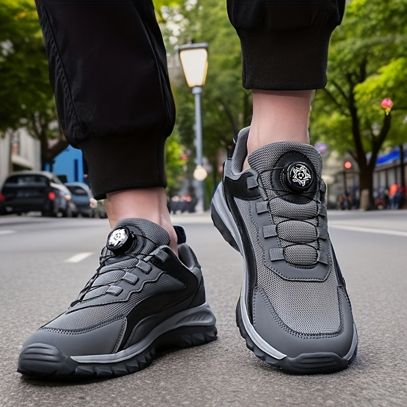 New lightweight and breathable outdoor shoes designed for middle-aged and elderly individuals for leisure activities and sports like road walking, morning exercise in the park, and street