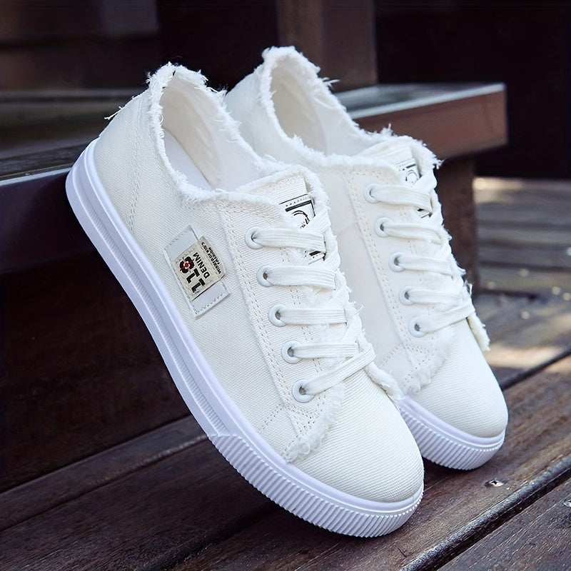 Women's white canvas shoes with round toe and flat PVC sole, suitable for students in all seasons of 2022. Hand wash only, no dry cleaning required.