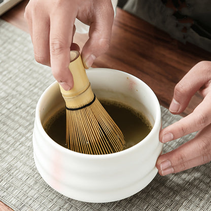 Get a set of 4 Matcha brushes and a bamboo whisk tea set, perfect for traditional Matcha brewing. Complete with a tea spoon, Matcha whisk, Matcha caddy, and bowl, this set is ideal for Christmas gifts or for use in the office, living room, or tea store.