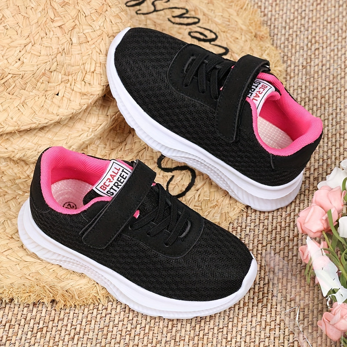 Stylish and casual walking shoes for kids, ideal for indoor and outdoor use for both genders. Comfortable, lightweight, and durable.