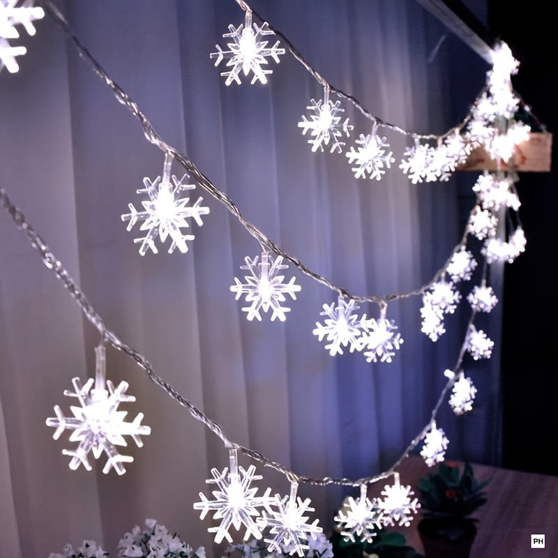 Vintage-inspired Snowflake String Lights with battery-operated white LEDs for Christmas, weddings, and gardens.