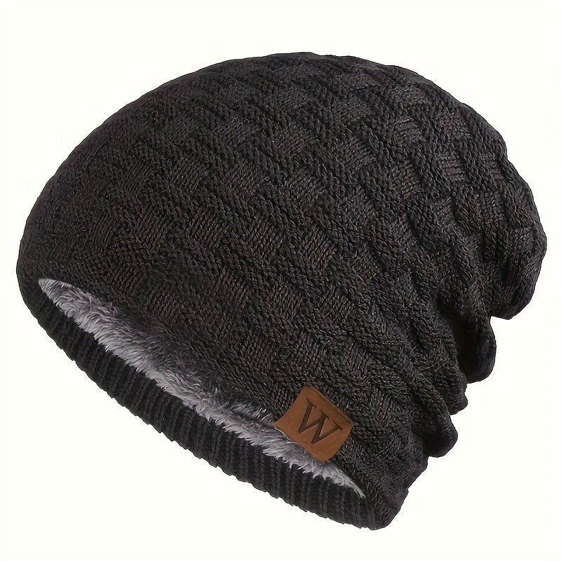 A cozy men's hat perfect for autumn and winter, featuring fleece lining for extra warmth and ear protection. Great for cycling, skiing, and other outdoor sports. The ideal gift choice!