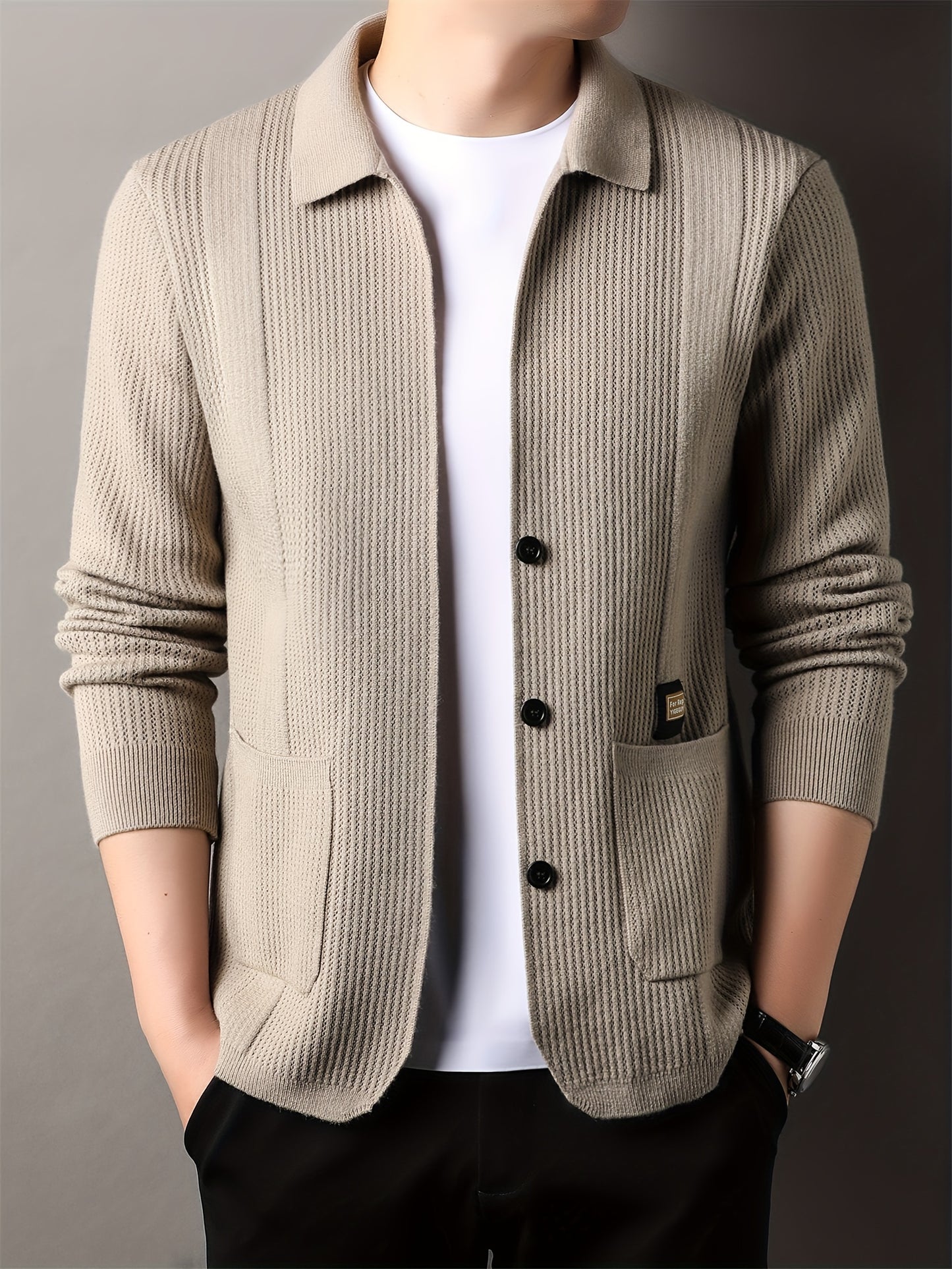 Casual V-neck cardigan for men in solid color with pockets, ideal for fall/winter.