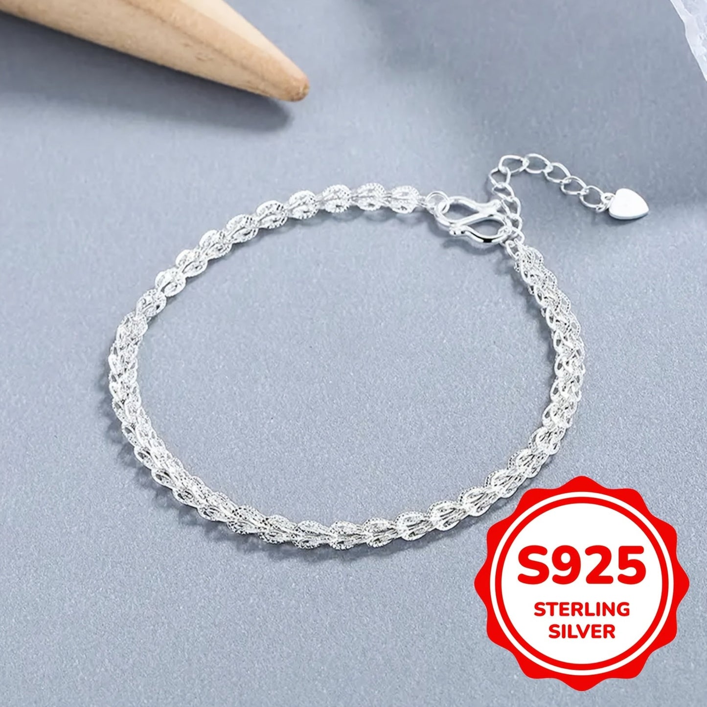 [Customer Favorite] Stunning and Versatile Phoenix Tail Bracelet - A Must-Have Jewelry Piece for Women. Made of 925 Sterling Silver, featuring a Simple and Elegant Design suitable for Daily Wear and Vacation. This beautiful accessory in a Silvery Color