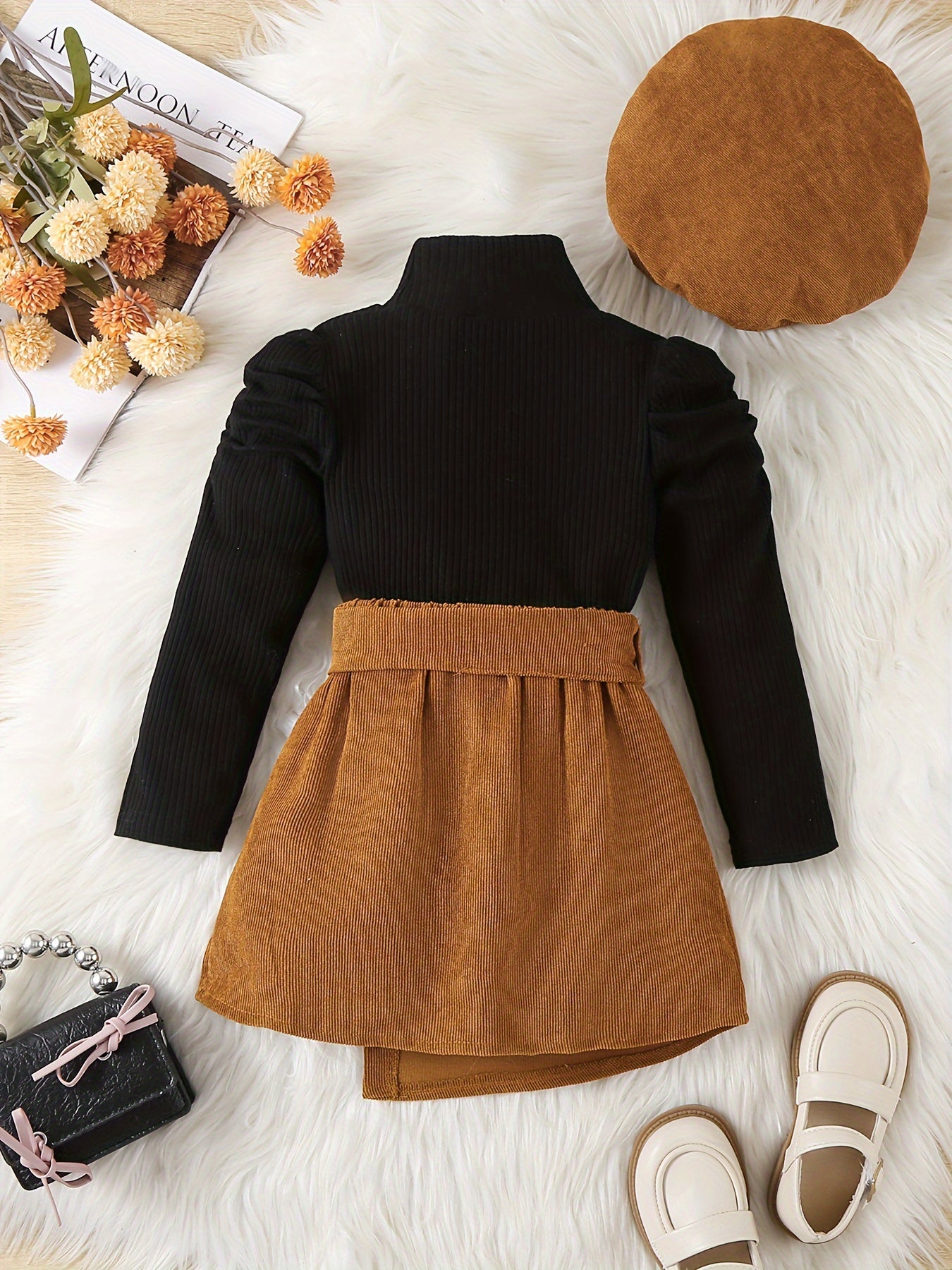 Young Girl High Leader 3pcs Set: Crotch T-shirt, Corduroy Belt Skirt, Hat