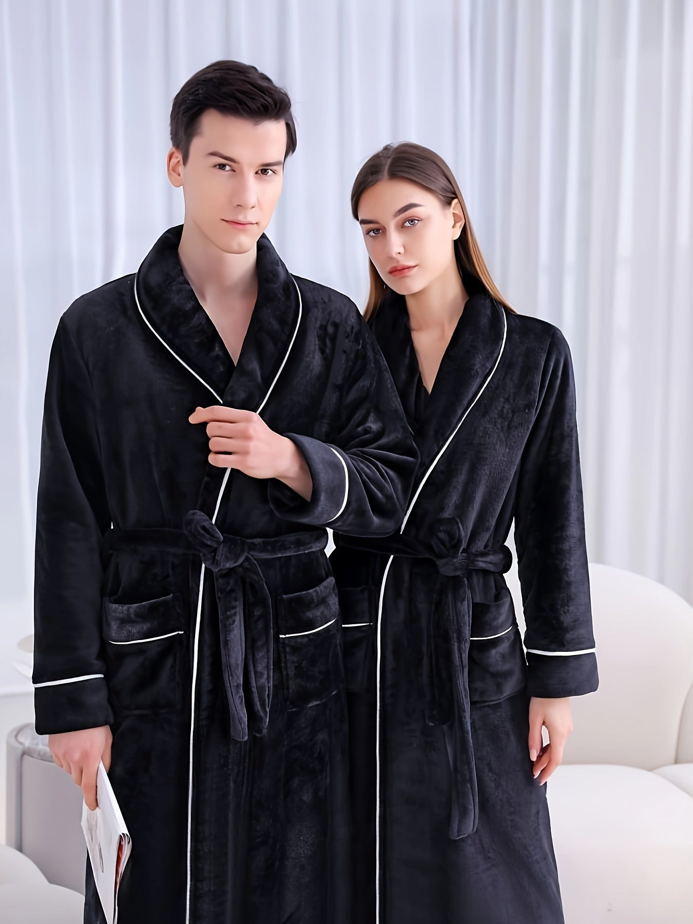 Cosy flannel robe for men & women, perfect for fall/winter.