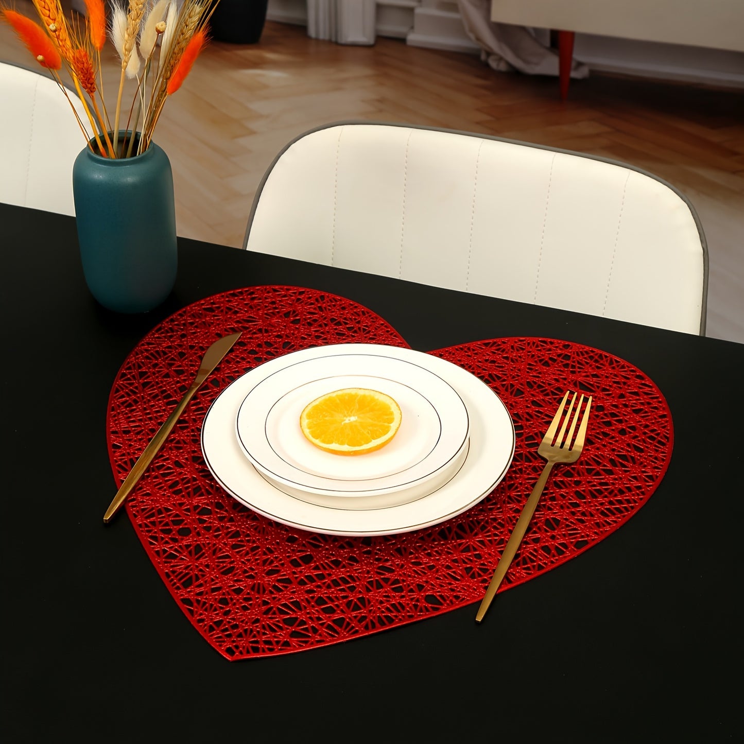 Valentine's Day placemats for restaurant and hotel dining tables, available in sets of 2, 4, 6, or 8 with heat insulation and anti-slip features.