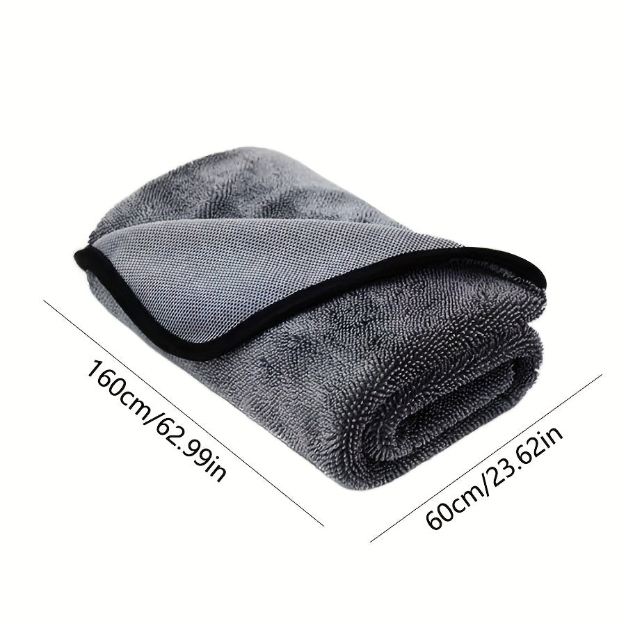 Ultra-fine microfiber car drying towel with borderless design for quick and shed-free drying.