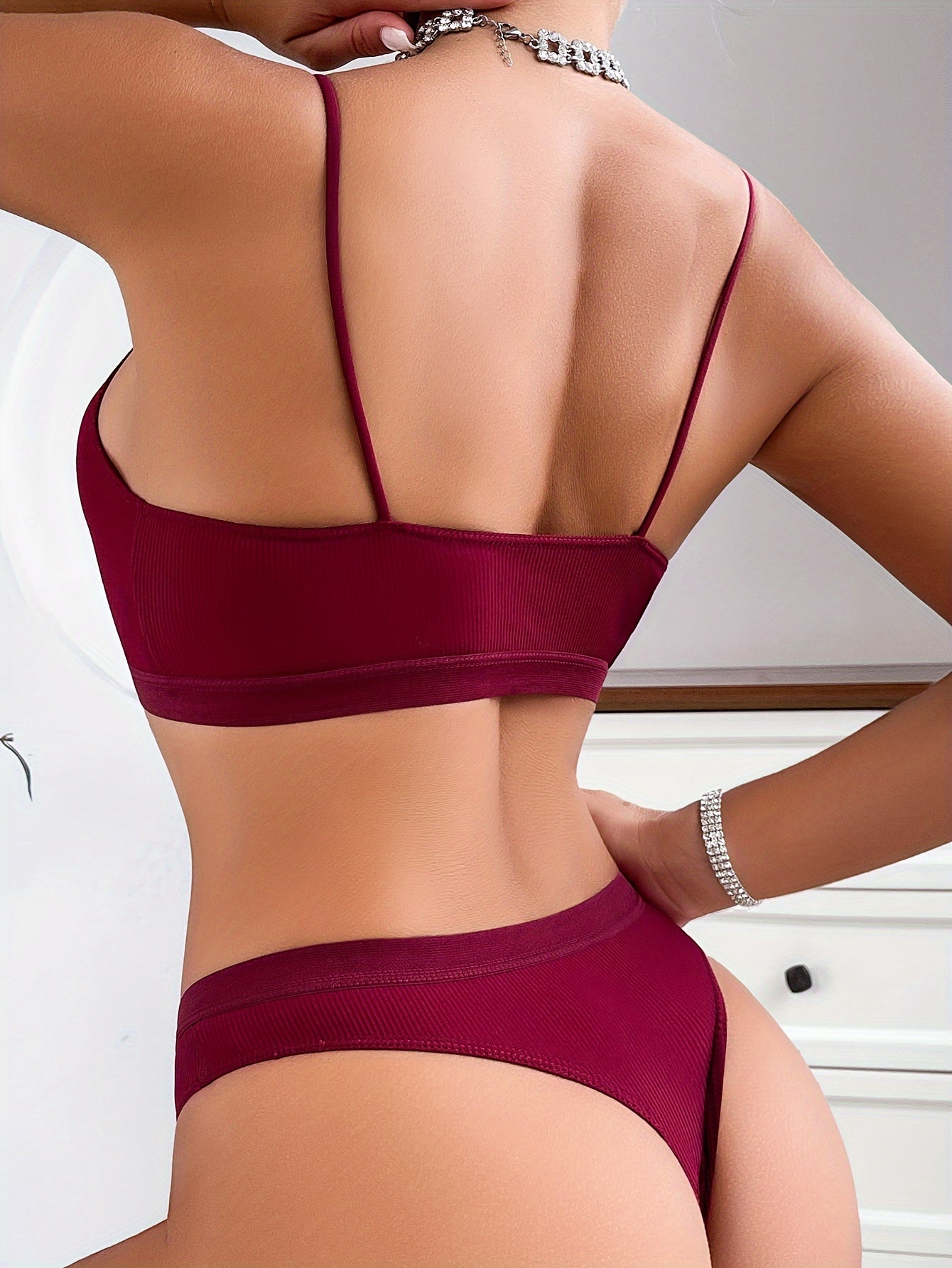 Women's elegant American style two-piece cross-border set includes a polyester knit bra and panties in a solid color. This comfortable underwear set can also be worn as pajamas or