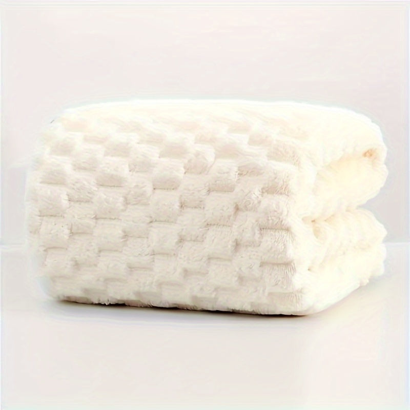 Soft, absorbent microfiber bath towels ideal for daily use, gym, and travel. Fragrance-free, quick-drying waffle weave design. Great for hair drying.