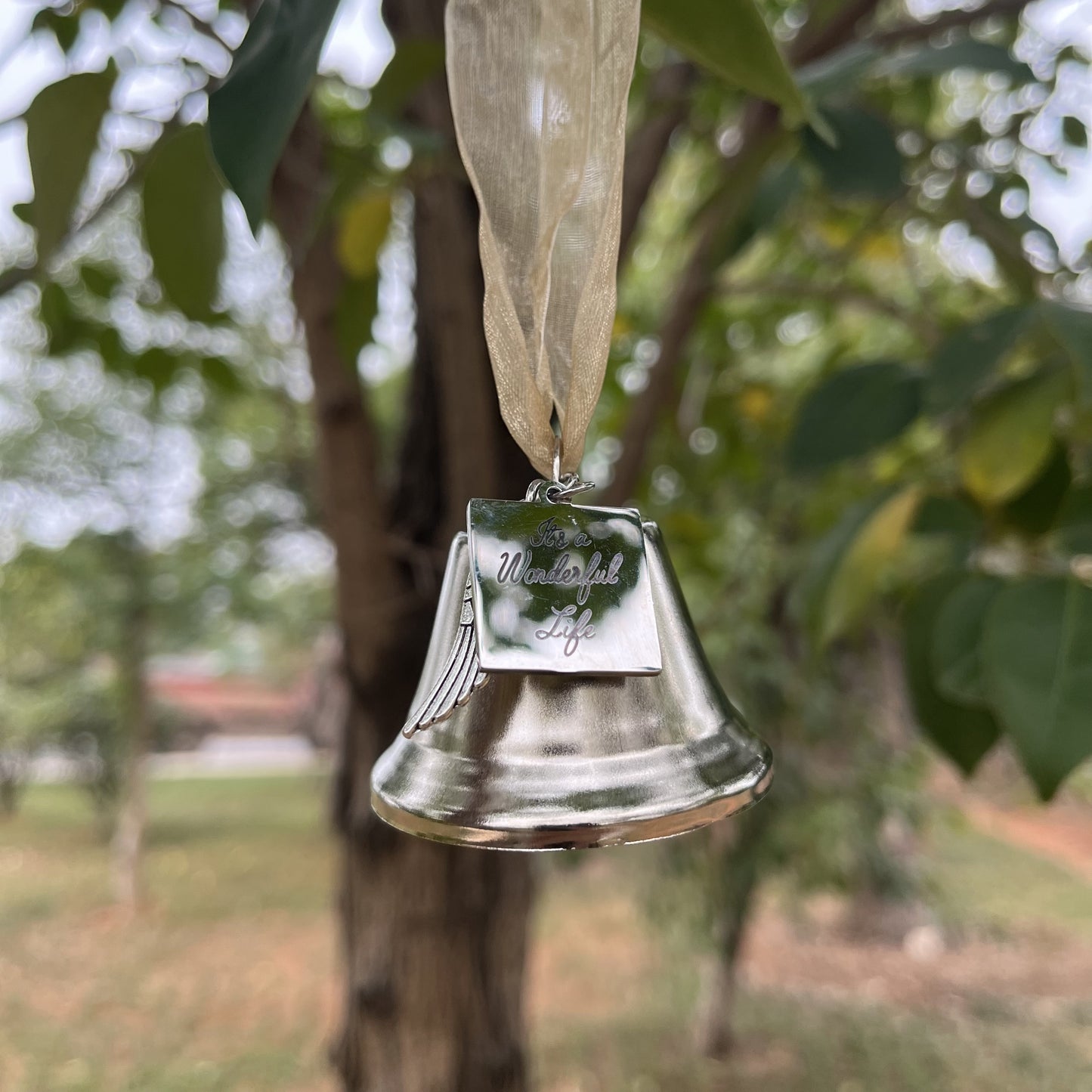 Angel Wing Wind Chime Bell - Ideal for Christmas tree or outdoor décor.