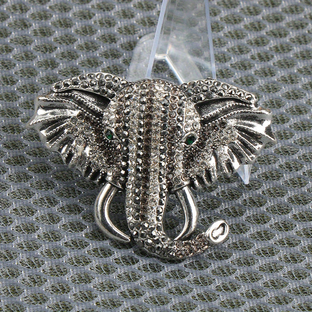 Stylish Elephant Brooch Pin featuring Rhinestones - Exquisite Enamel Design with a Touch of Luxury, Ideal for Fall and Winter Fashion Accentuation