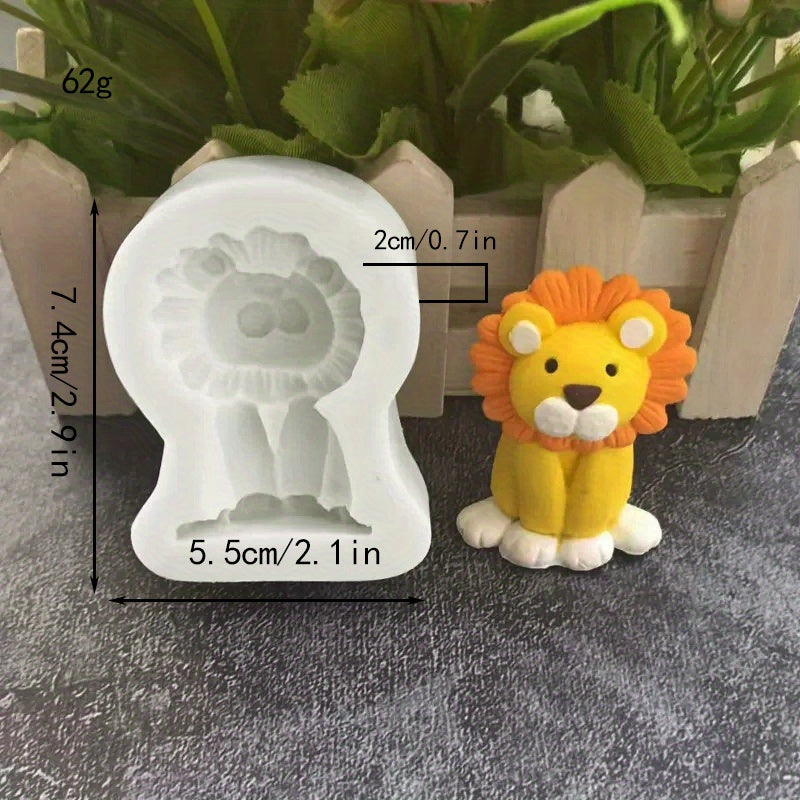 1 piece of adorable cartoon animal silicone molds for baking, cake decorating, and more. This food-grade ice tray mold can be used for fondant, chocolate, panna cotta, pudding, jelly, and resin clay. A fun addition to any kitchen!