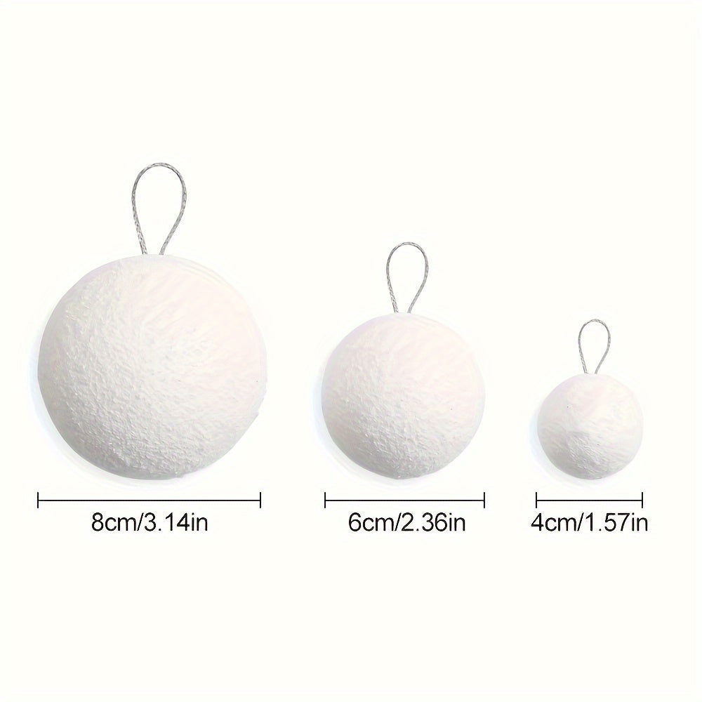 18 white foam balls in 4cm, 6cm, and 8cm sizes, 6 of each, for Christmas tree decorations.