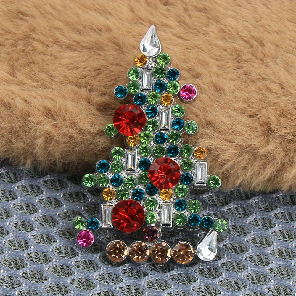 Exquisite Vintage Rhinestone Christmas Tree Brooch Featuring Enamel - A One-of-a-Kind, Opulent Gift for Both Women and Men